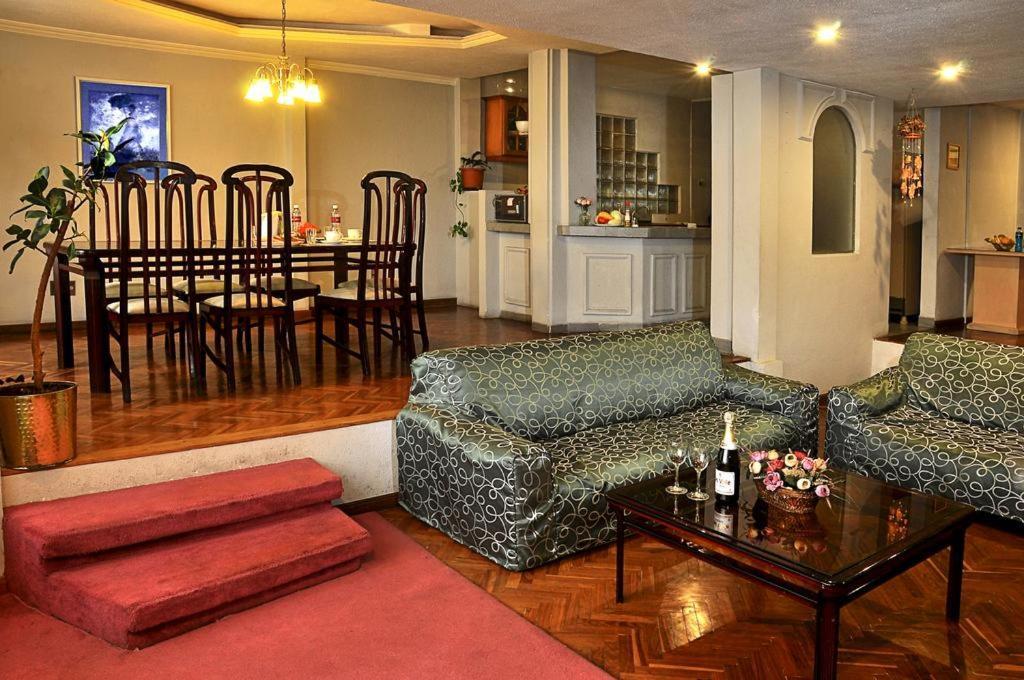 Alcala Apart Hotel La Paz Bagian luar foto