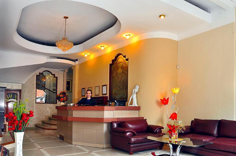 Alcala Apart Hotel La Paz Bagian luar foto