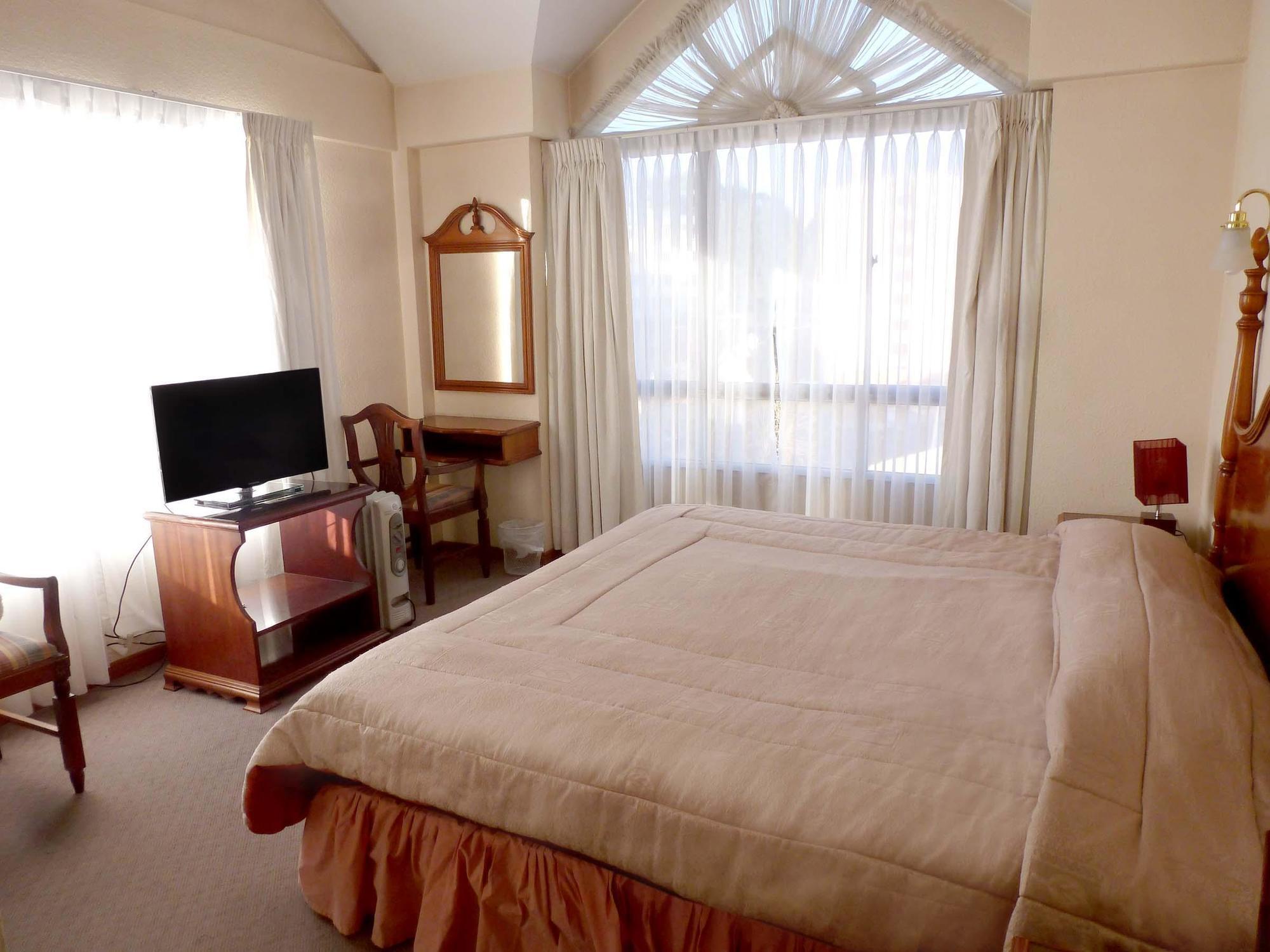 Alcala Apart Hotel La Paz Bagian luar foto