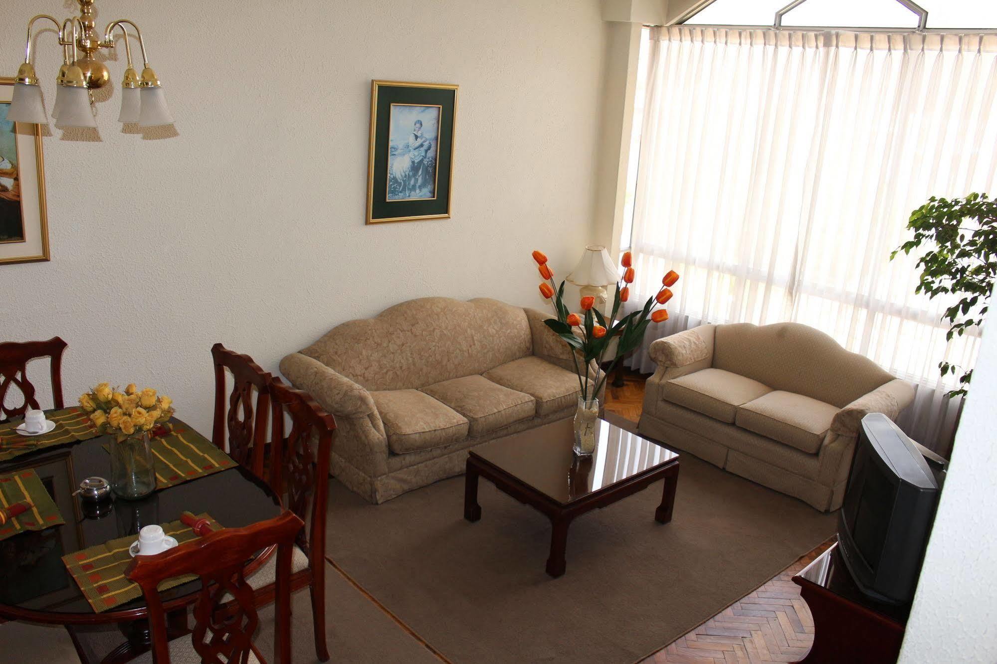 Alcala Apart Hotel La Paz Bagian luar foto